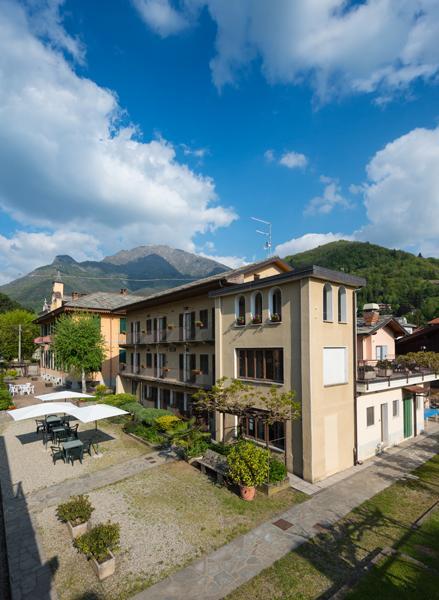 Foresteria Valdese Hotell Torre Pellice Eksteriør bilde